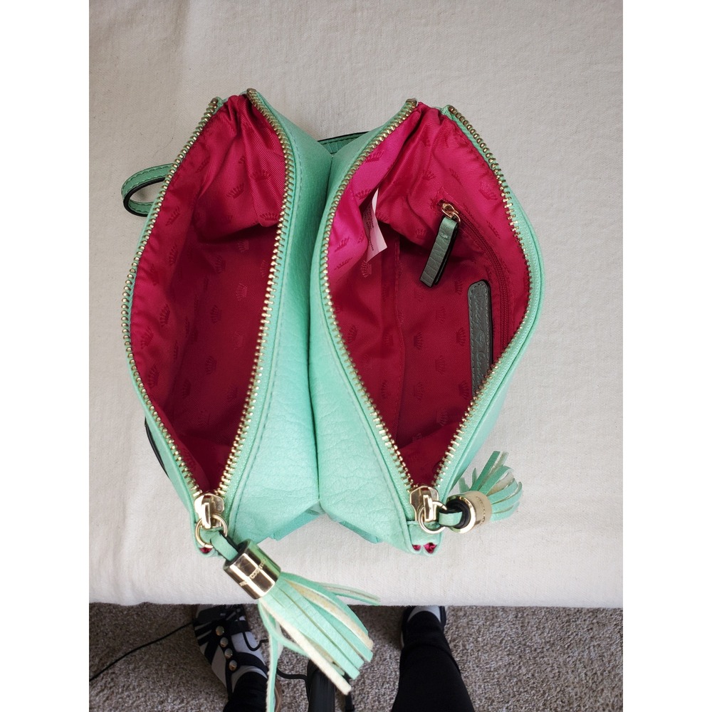 Juicy Couture Mint Green Double Zip Wristlet Pouch Tassel Clutch Gold Logo Crown - Picture 7 of 7